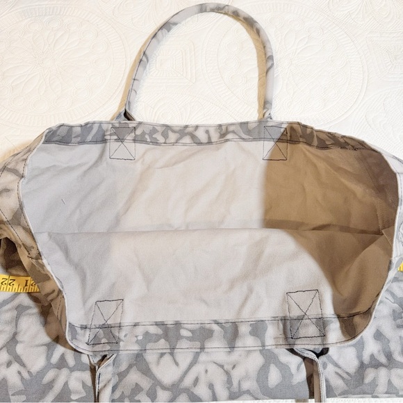 NWT ALO TOTE BAG - Picture 3 of 3